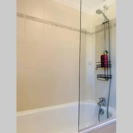 3 Pieces Raphael 6 Pers * Saint-Raphael (Var)